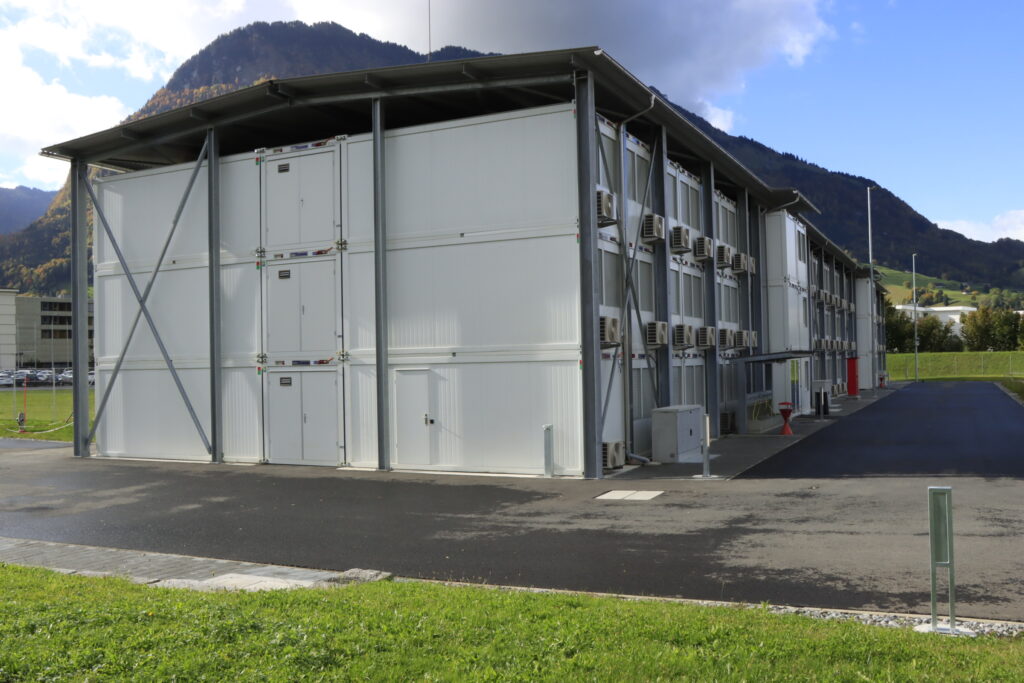 Vista esterna della soluzione di climatizzazione per il campo container